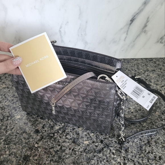 🆕️ NWT MK Leather Selma Gunmetal Messenger Bag - Picture 3 of 6